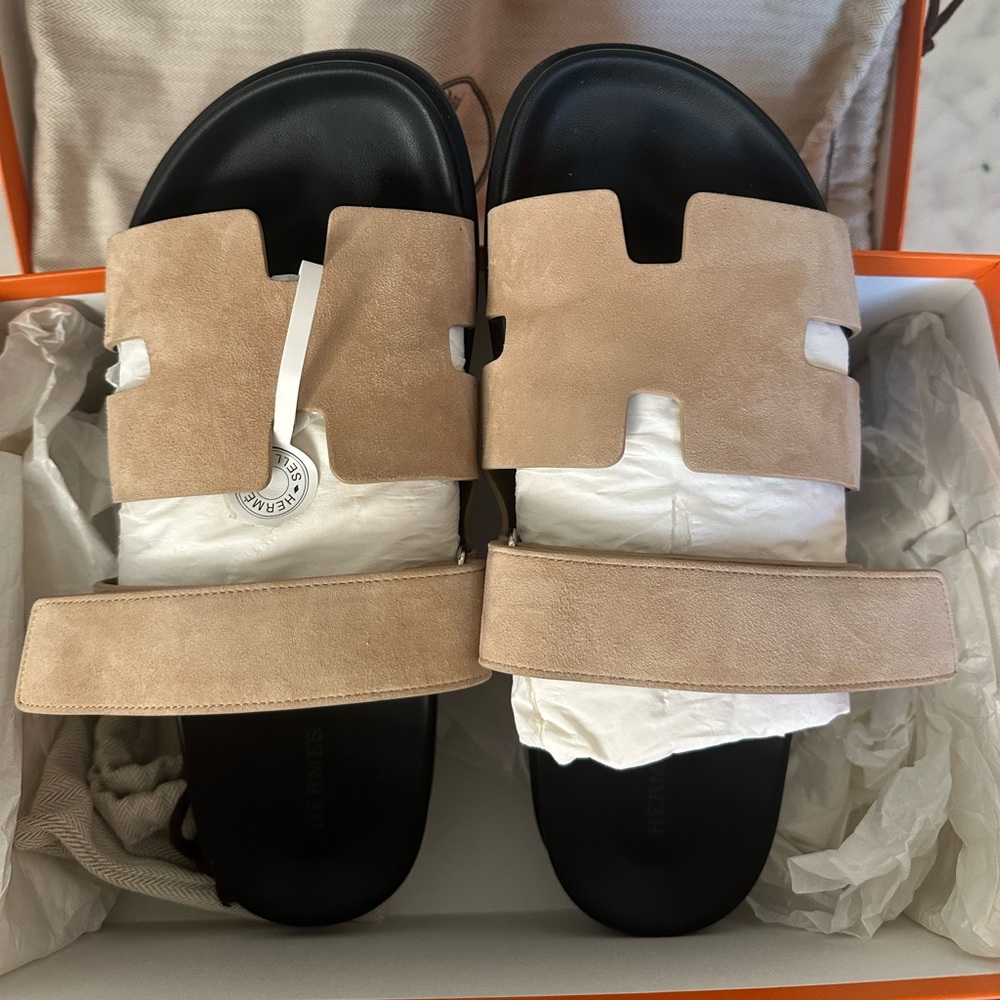 Hermes Chypre beige suede sandal